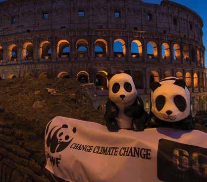 LAST YEAR S EARTH HOUR EVENTS WWF / Maverick Agency / Callum Bennetts ACROSS THE GLOBE Hundreds of