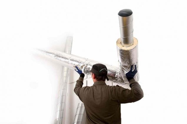 It can also be used insulation tubes (100 mm mineral wool) with plastic diffusion barrier pulled over the ducts.