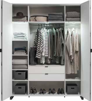 A VERY ACCOMMODATING CLOSET With a closet like this all