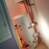 Feeding all the home s taps directly from the incoming cold water main removes the need for a cold water storage tank in the loft, freeing up the space, eliminating the risk of freezing pipes and