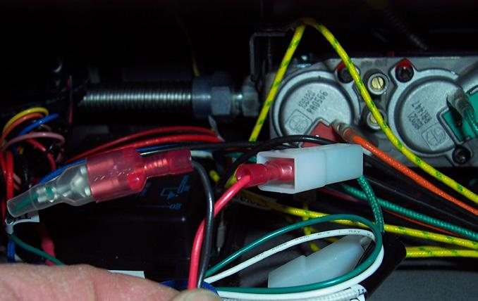 3) Connect one thermostat lead to female connector, using male spade connector - see picture below.