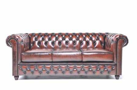 790 x 2000 x 920 mm (HxWxD) SKU: Black: CHES-SIX-BL Bruin:CHES-SIX-BR Red:CHES-SIX-RD Chesterfield Brighton Three Seater Chesterfield Brighton Four