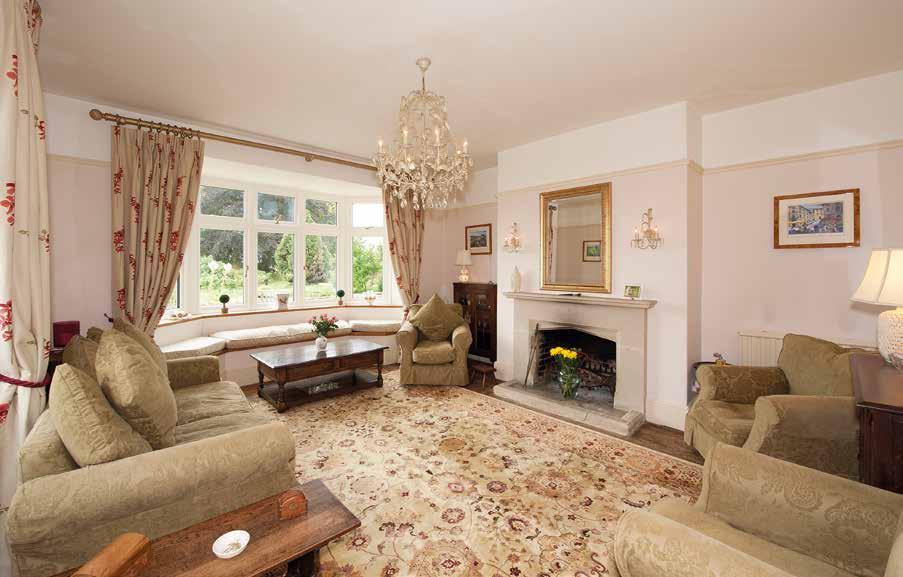 Along with the beautiful countryside of the Cotswolds and the convenience of the several local towns, Kempsford is ideally located for the several excellent schools nearby, both private and state.