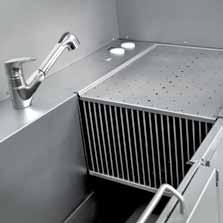 Rehabilitation bath tub A multi-functional rehabilitation system with various functions and applications suitable for veterinary hospitals.