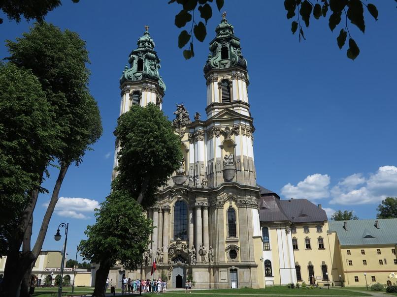 Partner Program with excursions: Guided town sightseeing Day trip of the Odra valles or to Krakow / Wieliczka salt mine