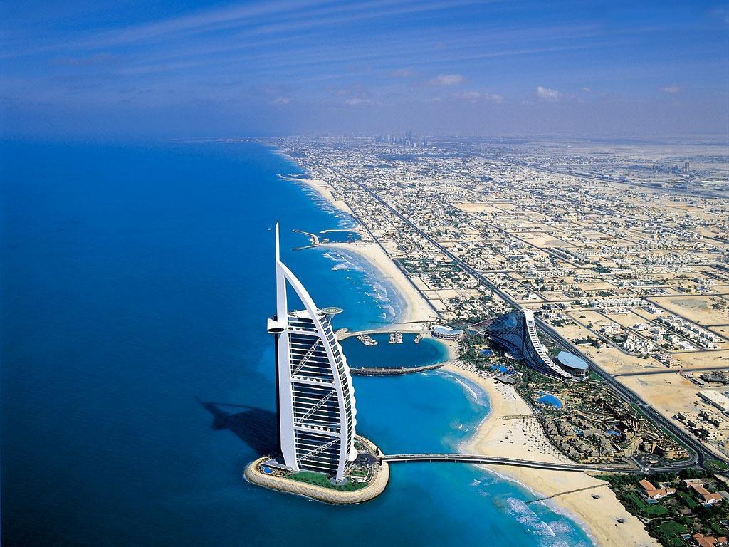 CASE STUDY Location: Dubai / Doha Summer out door 46.1 C, Rh 31%, 19.9 g/kg Inlet fresh air 20.6 C, Rh 61%, 9.