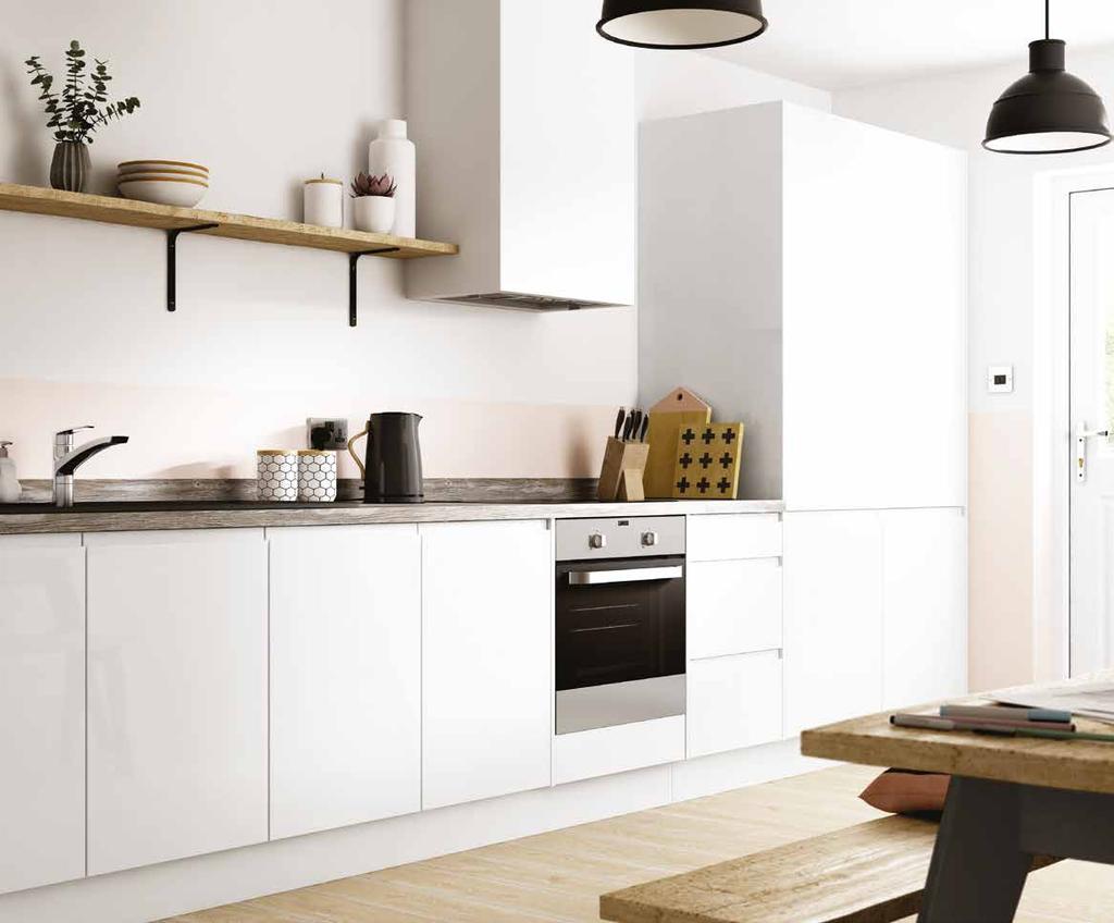 Manufacturer 0330 123 4123 Guarantee* wickes.co.uk 10 years on cabinets 5 years on doors Madison White The ultimate minimalist kitchen featuring a sleek handleless design.