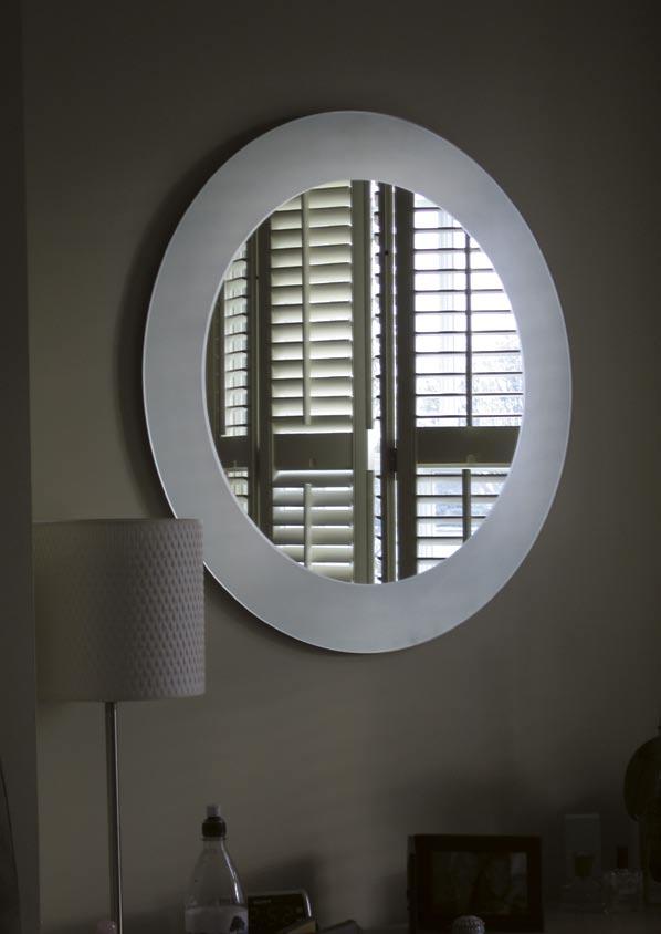 WHY CHOOSE SHUTTERS? PRIVACY Shutters are ideal for people who want privacy without sacrificing valuable daylight.