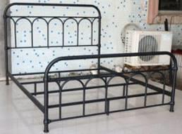 Twin and full beds also available in this style (see youth section) 681 has matte black finish and classic lines.