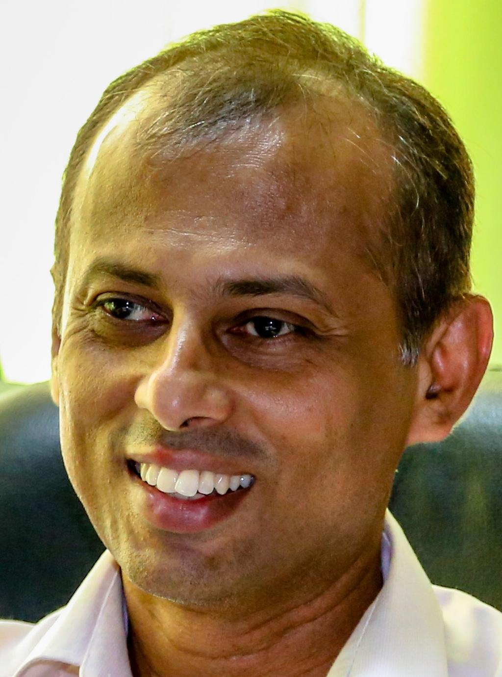 Profile of Jagath Nandana Munasinghe BSc (BE), MSc(Architecture), MSc (Town & Country Planning) RIBA, AIASL, MITPSL, PhD (NUS) Senior Lecturer Department of Town & Country Planning University of