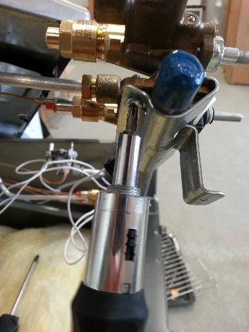 Remove the screw that fixes the valve,