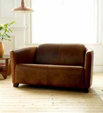 44 Hudson The Hudson tub chair is a perfect addition to any sofa range.