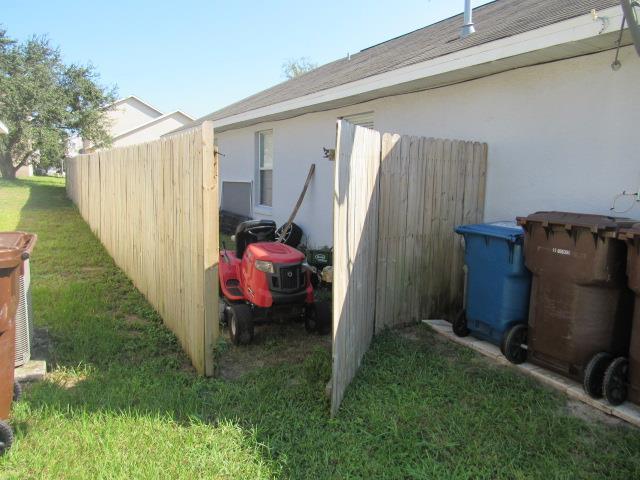 6 Fence appeared to be in good condition at the