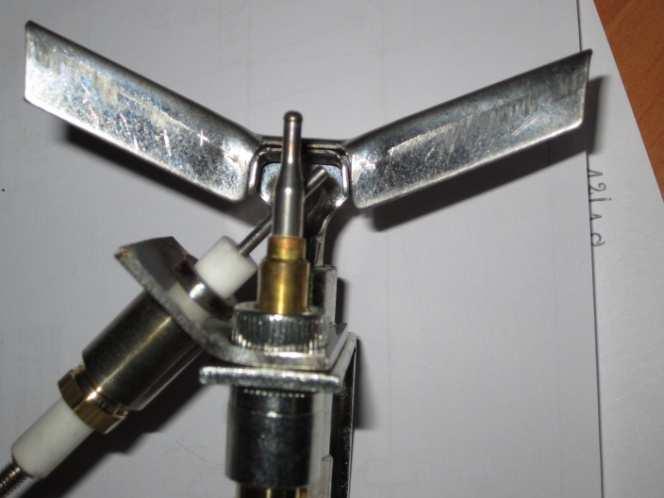 Undo the brass thermocouple connection to the pilot light Change the thermocouple Note: There is a spacer in the pilot assembly to position the thermocouple in the pilot flame check it s present