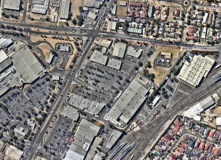 The Site is in the northern of these two shopping centres, comprising a large warehouse building that operated as a Bunnings Warehouse until approximately 2 years ago and now operates as a discount