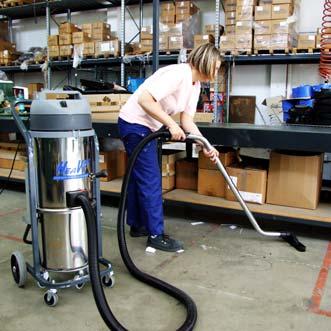 230-240 M 251 It is a single-phase vacuum cleaner suitable for using on light dusts.