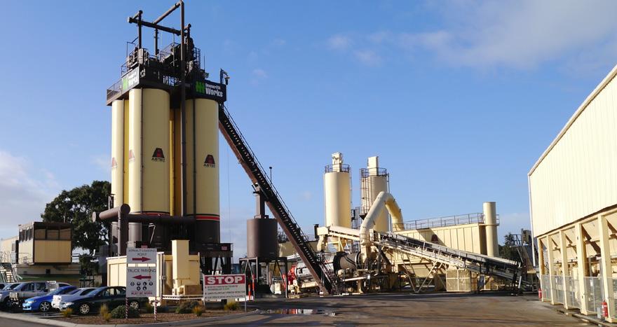 Plant Recycle materials Bag filter Chimney Weigher Aggregate bins