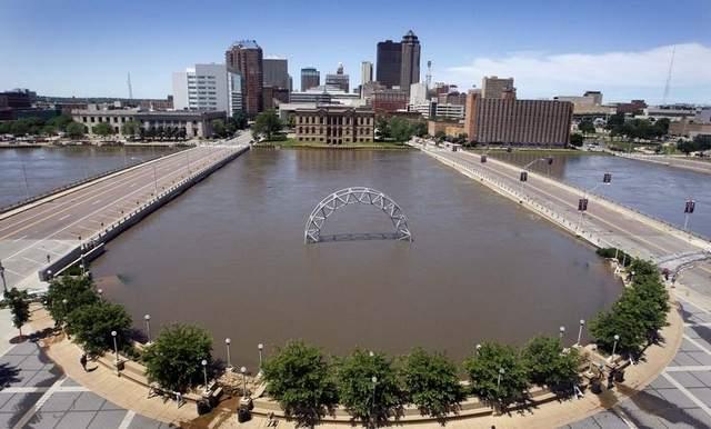 Moines Levees US Army Corps of Engineers Lead Flood