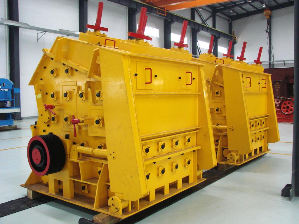 Shanghai Shibang Machinery Co., Ltd. Main Features & Benefits 1. The impact crusher is with unique simple structure, keyless connection. 2.