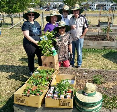 Shellharbour area Tullimbar Community Garden Tullimbar Village residents first started moving into the new houses during 2008 and by 2009 there was an interest amongst them to create a community