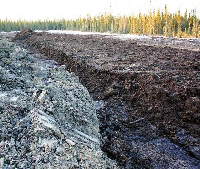 Wellsite Clay Pad Removal and Peat Inversion TECHNICAL NOTE #24 PEATLAND RESTORATION (JANUARY 2012) UPDATED: JUNE 2017 INTRODUCTION
