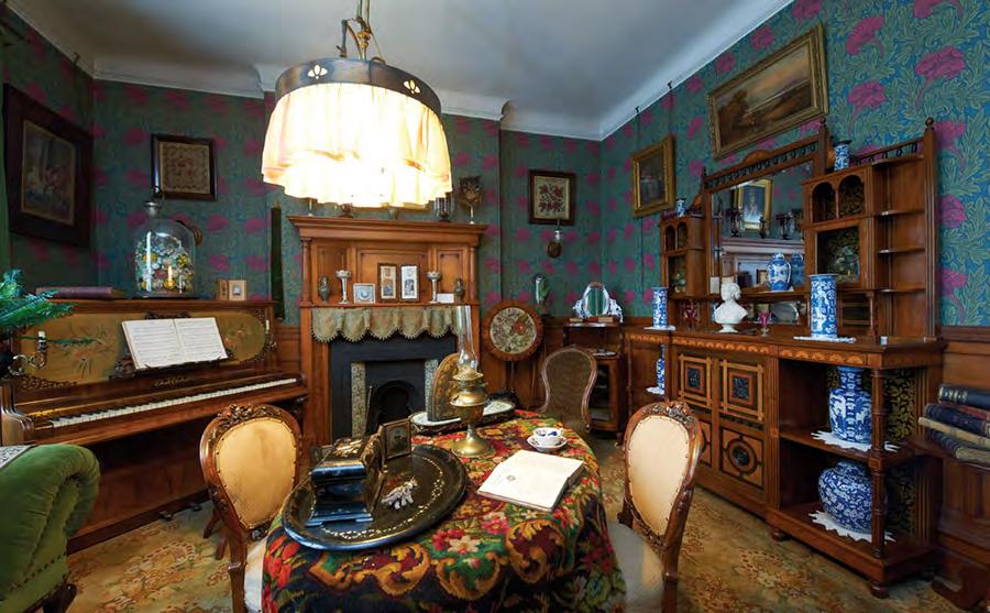 Victorian drawing room in the Mill Owner s
