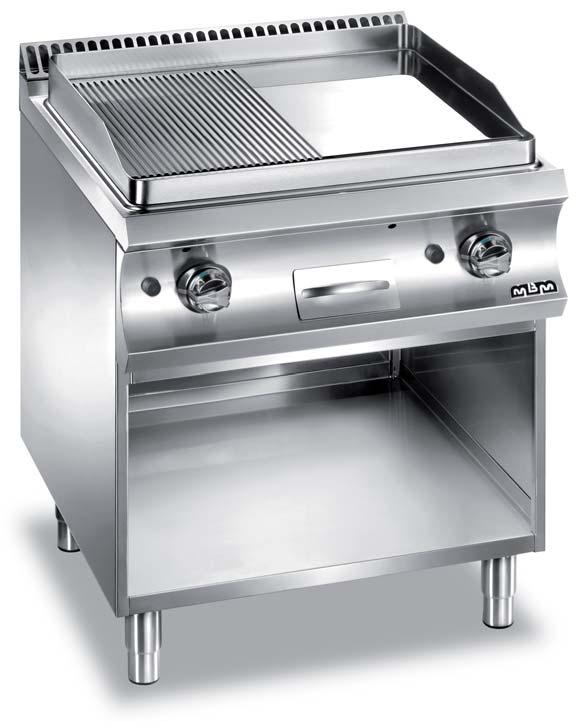 Fry top For griddle cooking of all types of culinary dishes. AISI 304 stainless steel worktop, thickness 1.