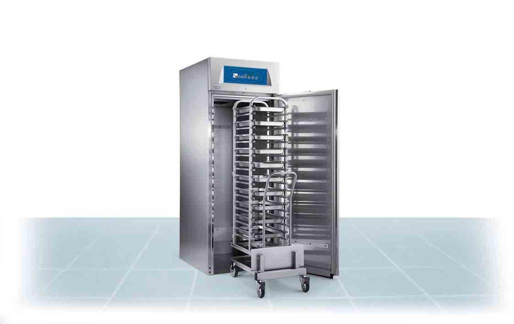 Roll-in /pass-through refrigerators Electrolux Smart roll-in with compact dimensions has been designed for the storage phase