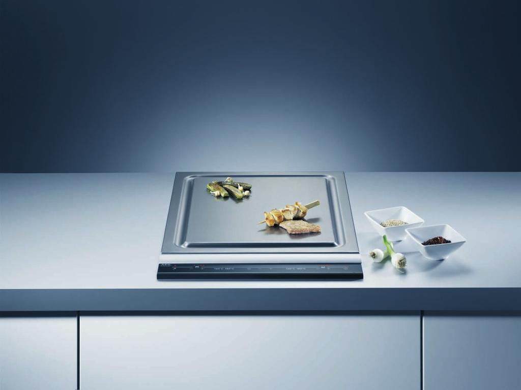 46 Front-line future The Front-line future Teppan Yaki cooking surface. FM4800TYAN Front-line future induction Teppan Yaki.
