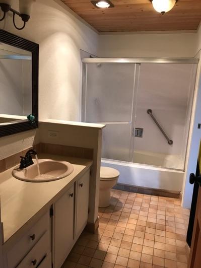 1. Room Hall Bathroom1 Ceiling and walls are in good condition overall. Accessible outlets operate. Light fixture operates. 2. Electrical GFI outlets within 6 feet of water sources. 3.