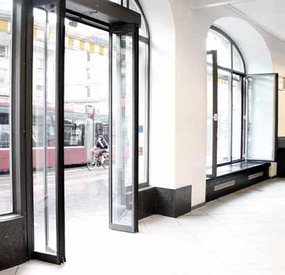 Flexible door systems with a wide range of functions ensure user-friendly access at all times.