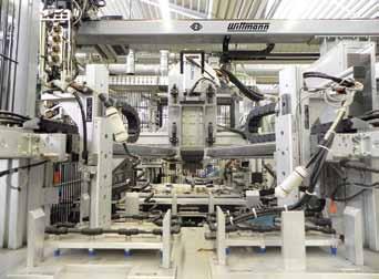 Automation Top-quality, zero-reject production is possible A classic example of seamless interaction between injection molding and quality management: OECHSLER AG in Ansbach, Germany, produces 1.