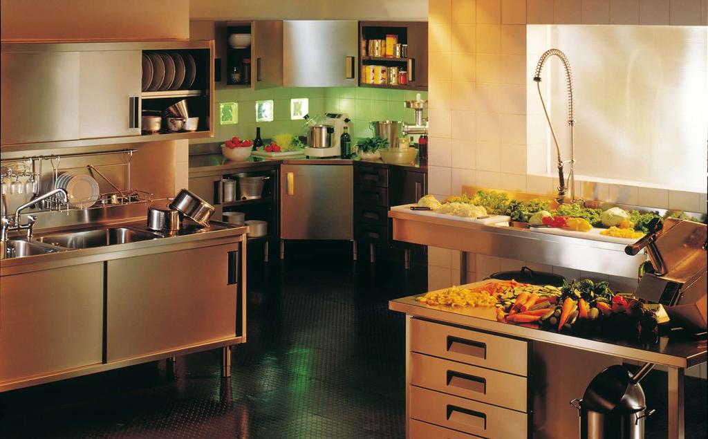 System Progress in modern catering also owes a great deal to the Zanussi Professional System.