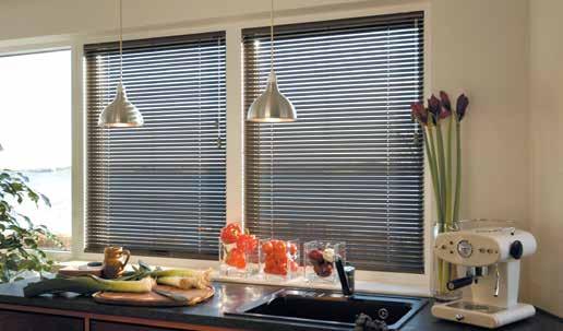 The blinds aluminium louvers allow you the flexibility to tilt and filter strong sunlight providing a tranquil ambiance. The 35mm Aluminium Venetian Blind is an incredibly versatile product.