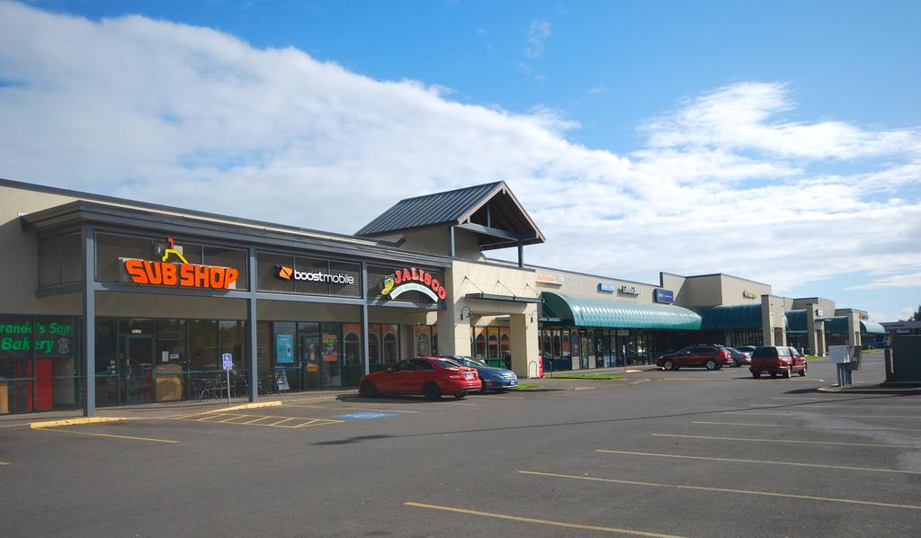 LEASE RETAIL SPACE MARKETPLACE WEST 3095 W. 11th Avenue- Eugene, OR AVAILABLE RETAIL SPACE: SPACE 3131-2,300 SQUARE FEET SPACE 3015-2,340 SQUARE FEET LEASE RATE: $17.