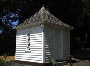 10. Wander around here and you will see the Old Customs House believed to have been prefabricated in Sydney in 1838 and