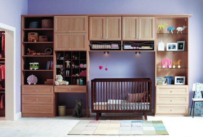 10 11 Infant bedroom in Umbrian Oak