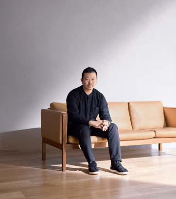 YOSUKE AIZAWA Fashion Designer and Founder of White Mountaineering TOKYO Relaxing in Sofas Yosuke Aizawa finds the materials and textures he works with and is surrounded by extremely meaningful.