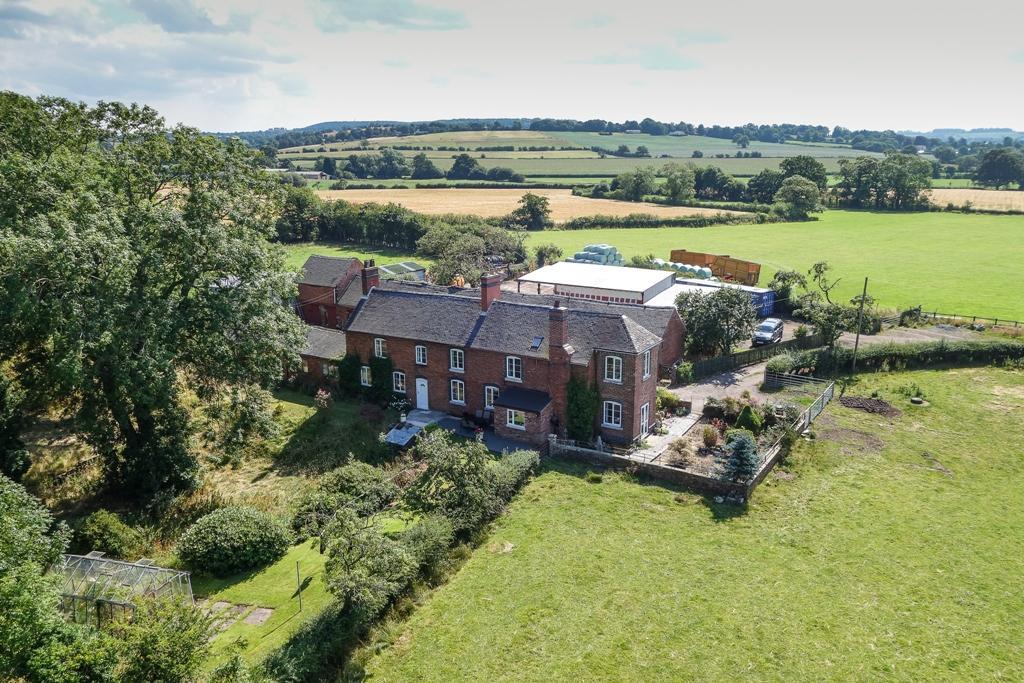 Park Farm, Pipegate Market Drayton, Shropshire, TF9 4HX A beautifully located residential small holding, set down a long private driveway in a stunning location, with a detached farmhouse/annexe,