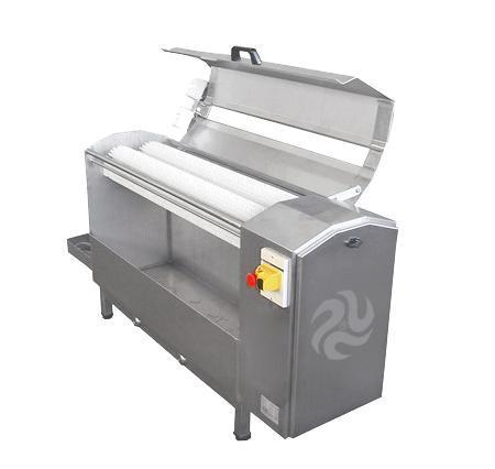 APRON WASHING MACHINE 12.4000.00 Designated washing. for rubber aprons Equipped with all protection elements, two opposite cleaning brushes and an injector for washing preparation.