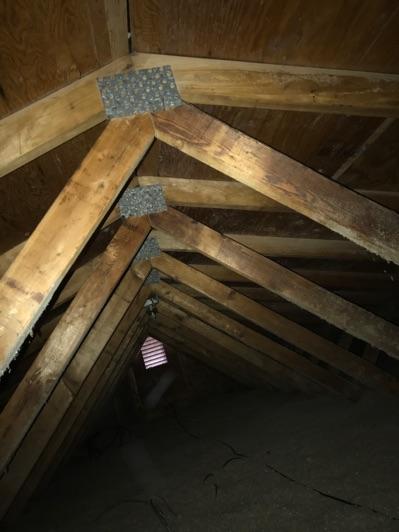 Under eave soffit inlet vents