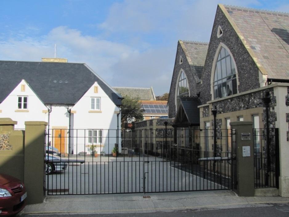 1-5 Schools Yard & 93 Portland Road This scheme consisted of the conversion and refurbishment of the former Reps Health Studios, and the erection of a new block of residential accommodation in the