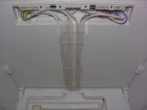 Horizontal separating plate Cable duct panel Fig. 5.2.