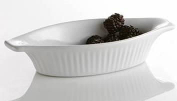 Basic White - Oven to Table Item# 5220 Oval Au Gratin Dish Open dish is 8.75 x 3 7/8 x 1.5. Capacity is 400ml / 13.5oz / 0.