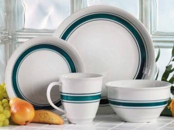 5 dinner plate, 7.5 salad plate, 6 bowl and 14oz mugs. White porcelain with green band. Microwave and dishwasher safe. Color box UPC: 0-21614-02755-9 Pack: 2 Cube: 2.00 Weight: 43.