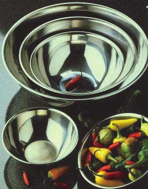 Mixing Bowl Sets - Stainless Steel Item# 0153 5 Piece Stainless Steel Bowl Set 0.5mm stainless steel Includes:.75 qt, 1 qt, 2 qt, 4 qt and 8 qt. stainless steel mixing bowls.