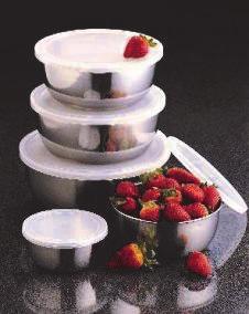 Mix & Store Sets - Stainless Steel Item# 1036 10 Piece Stainless Steel Bowl Set Includes: 0.3 qt / 4, 0.7 qt / 5, 1.3 qt / 6, 1.7 qt / 7 and 2.2 qt / 7.8 bowls with snap-on plastic lids.