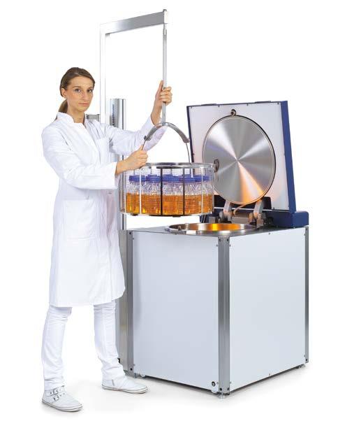 ACCESSORIES The right accessories make it easier to work with autoclaves and optimise the loading volume as well as the cycle times.