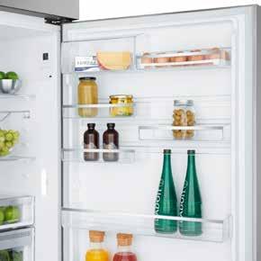 FlexStor makes it simple to arrange the fridge to your needs with adjustable door bins and shelves. Different sized compartments effortlessly accommodate items big or small.
