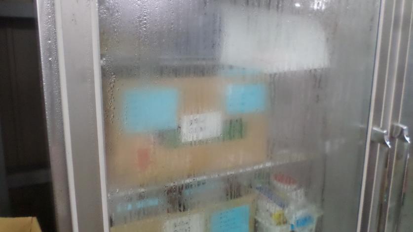 Seed Storage Cool (2-9C) DRY <20% RH Refrigerator